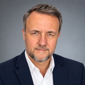 Foto de disertante Dr. Adrián Fernández