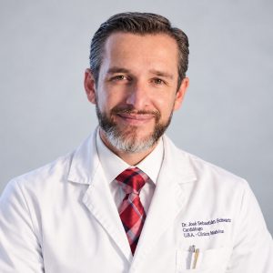 Foto de disertante Dr. José Sebastián Schanz Estrada